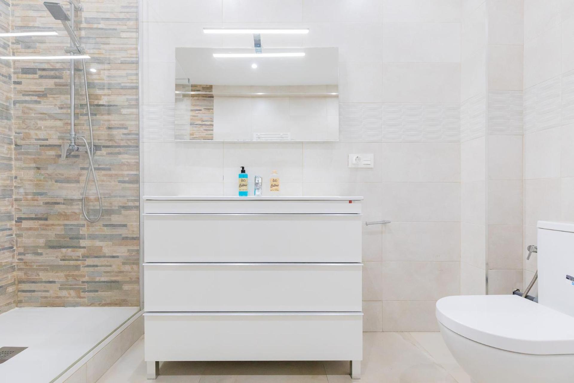 Comfy Old Town Apartment By Next Stop Bilbao Exteriör bild